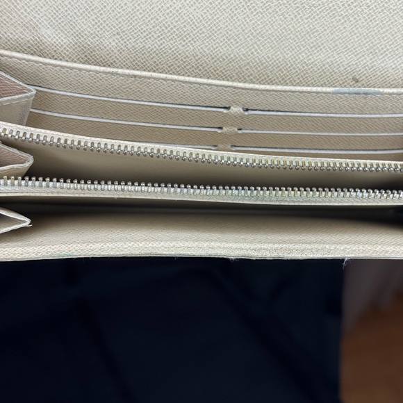 Louis Vuitton Damier Azur Canvas Wallet - Picture 16 of 16